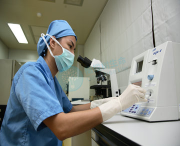 泰国威它尼医院Vejthani Hospital (Bangkok, Thailand) 泰国威它尼医院Vejthani Hospital (Bangkok, Thailand)